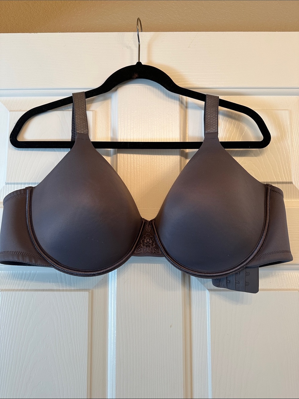 #35- Vanity Fair Smooth Molded Underwire Bra in Charcoal